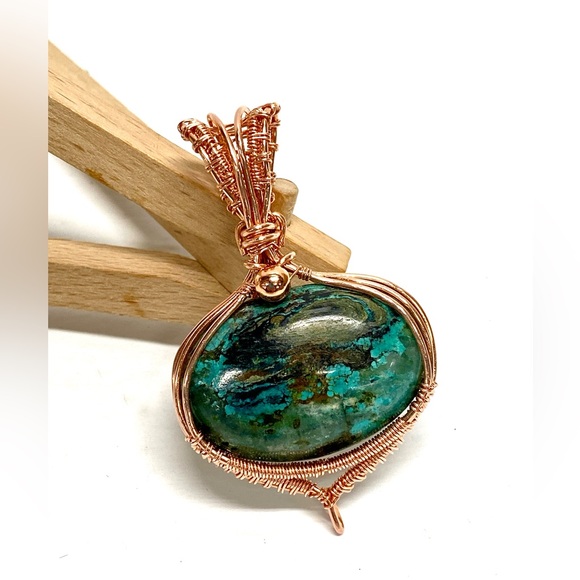 HANDCRAFTED Hubei Turquoise Hand Wrapped Pure Copper Statement Pendant, Gift Her - Picture 5 of 10
